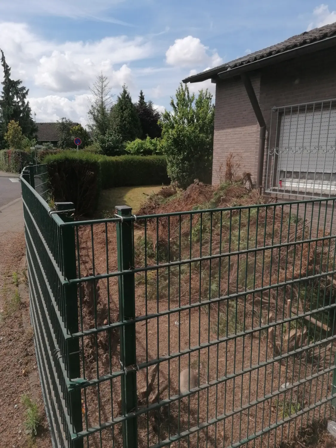 Hausmeisterservice, Gartenzaun